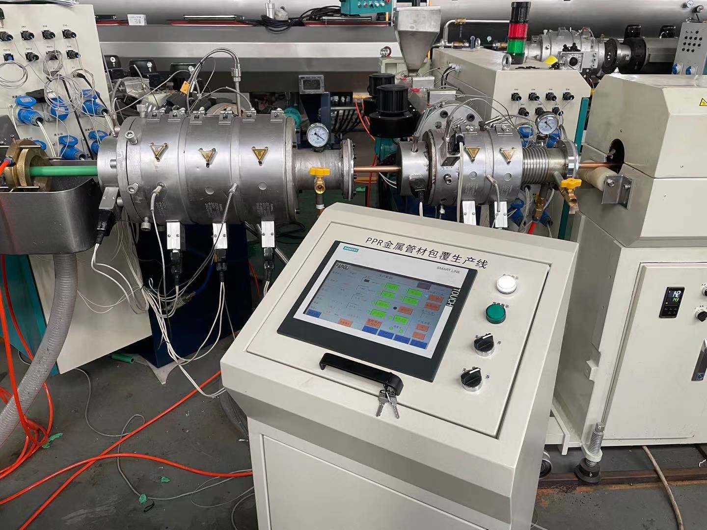 Kuinka ylläpitää yhdistelmämateriaaliputkien tuotantolinjaa