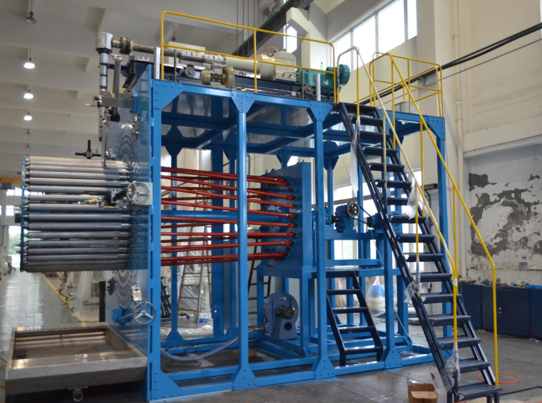 Ero kaksiseinämäisen aallotetun putken suulakepuristuksen ja yksiseinäisen aallotetun putken suulakepuristuksen välillä